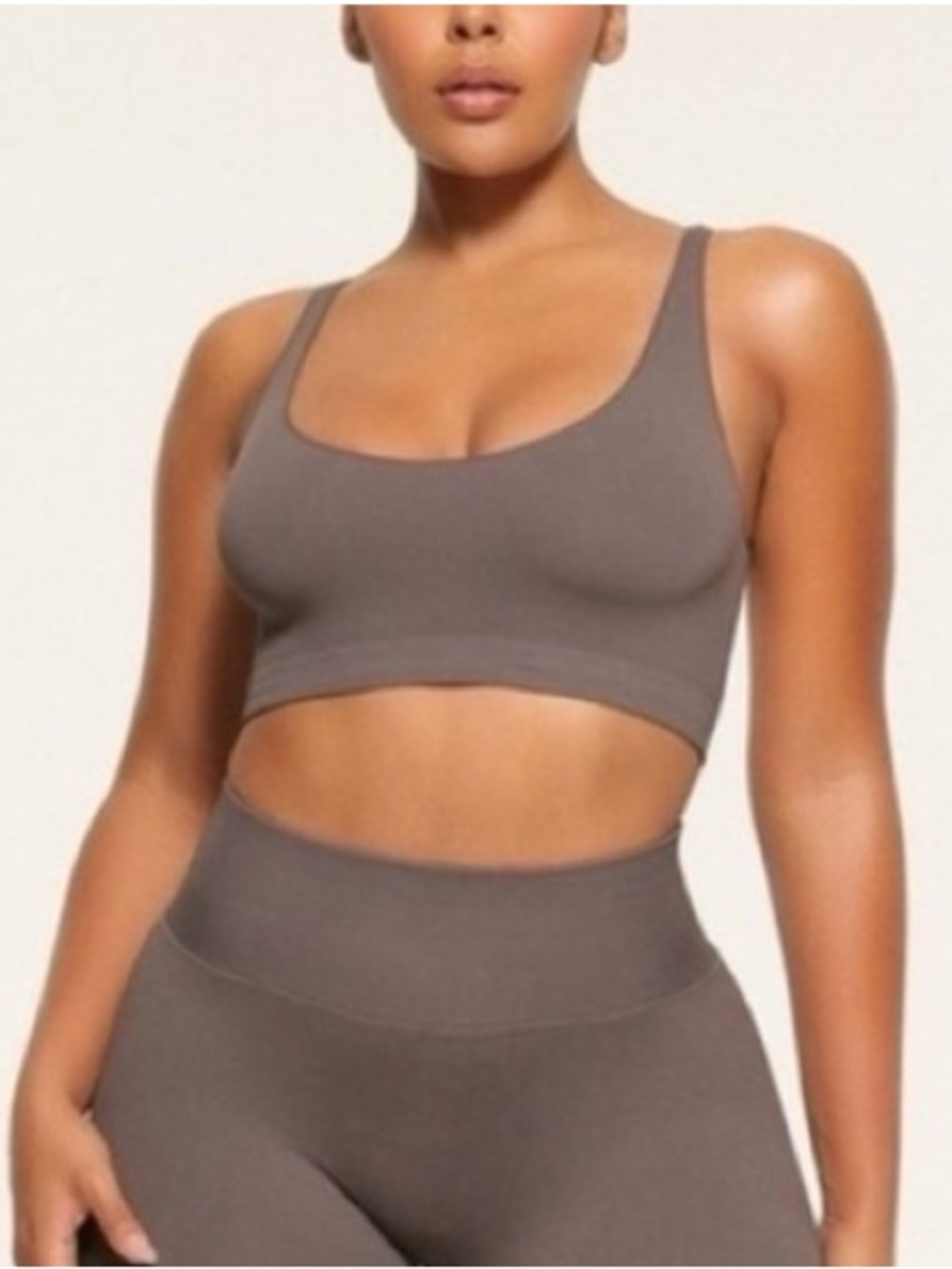 SKIMS CONTOUR LOUNGE BRALETTE | COLOR: GRAY CHALK | SIZE: S/M